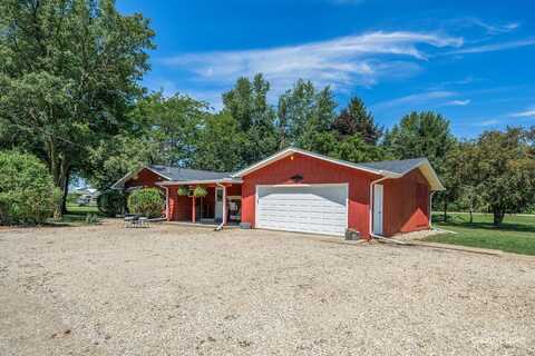 400 Water Street, Earlville, IL 60518