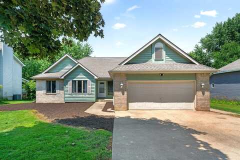 768 Cynthia Drive, Holliday, IL 60548