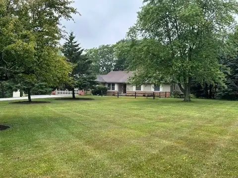 24300 S Harvest Hills Road, Frankfort, IL 60423