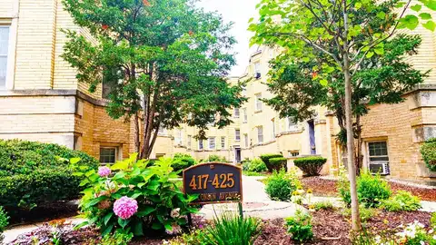 425 Wisconsin Avenue, Oak Park, IL 60302
