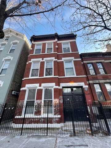 1639 W Huron Street, Chicago, IL 60622
