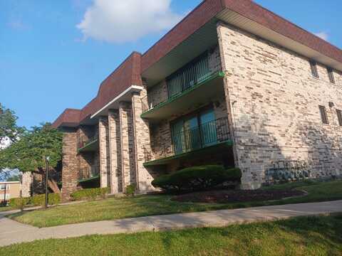 9132 S Pulaski Road, Oak Lawn, IL 60453