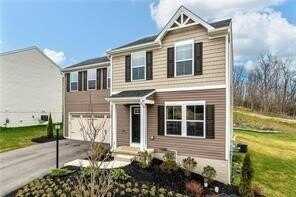 102 Morgan Dr, Strabane, PA 15301