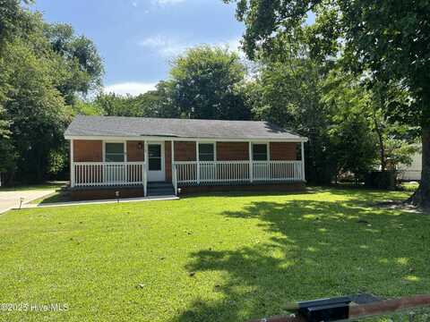 7006 Ryan Street, Fayetteville, NC 28314