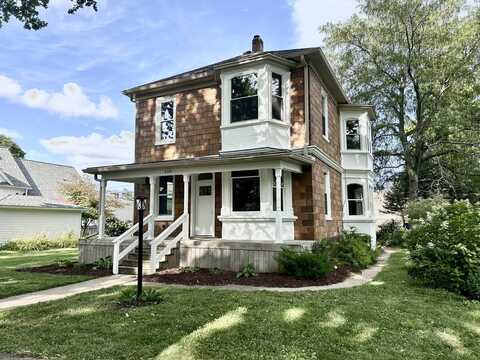 109 S Bureau Avenue, Ladd, IL 61329