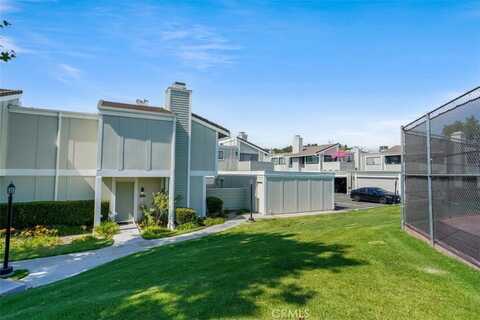 27116 Crossglade Avenue, Canyon Country, CA 91351