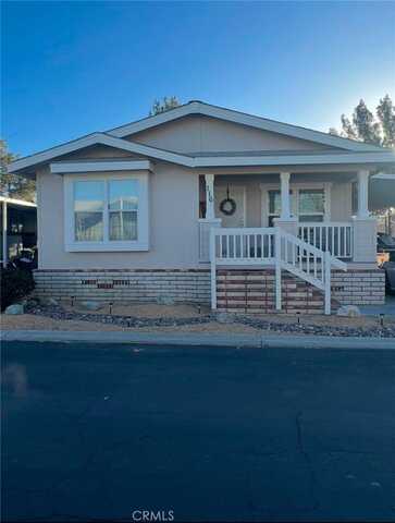20843 Waalew Road, Apple Valley, CA 92307