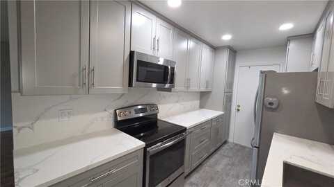 5400 Lindley Avenue, Encino, CA 91316