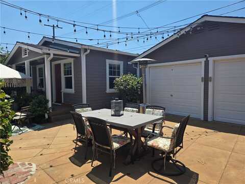 127 N San Marino Avenue, Pasadena, CA 91107