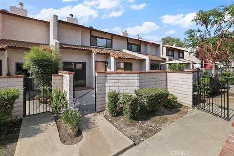 910 N Redding Way, Upland, CA 91786