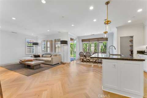 74 Cactus Flower, Irvine, CA 92620