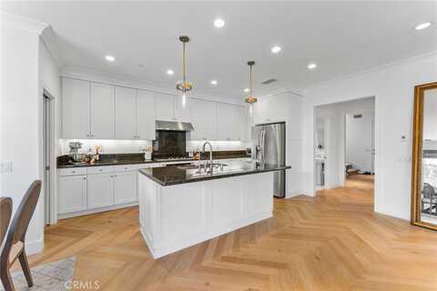 74 Cactus Flower, Irvine, CA 92620
