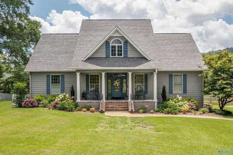 200 Canoe Creek Road, Rainbow City, AL 35906