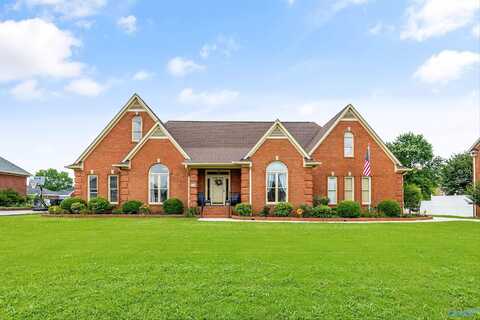120 Hidden Creek Drive, Huntsville, AL 35806