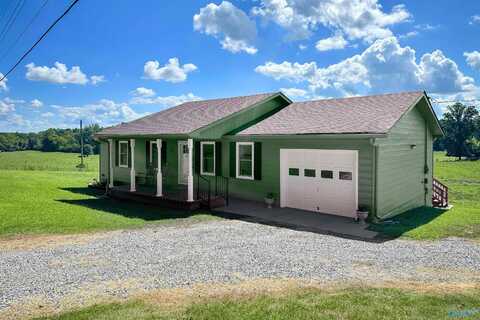 55 County Road 548, Trinity, AL 35673