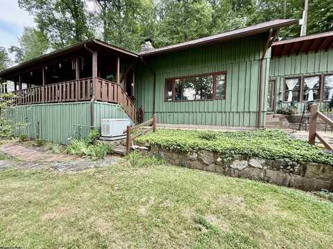 403 Valley Falls Road, Fairmont, WV 26554