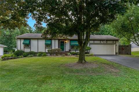 1794 Warner Avenue, Mineral Ridge, OH 44440