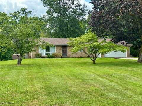 4885 Fields Avenue SW, Canton, OH 44706