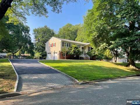 770 Scott Drive, River Vale, NJ 07675