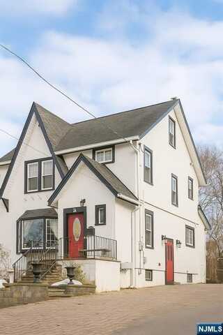 91 3rd Avenue, Westwood, NJ 07675
