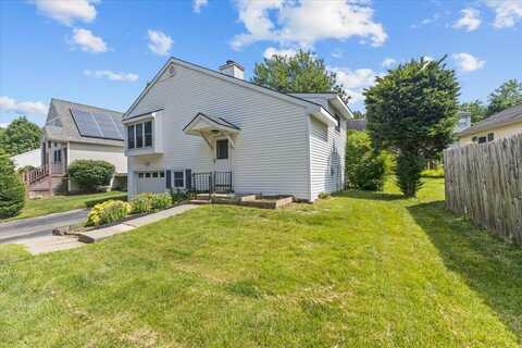 33 Valley Ridge Road, South Burlington, VT 05403