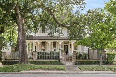 1450 STATE Street, New Orleans, LA 70118