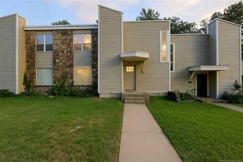7489 S Yale Avenue, Tulsa, OK 74136