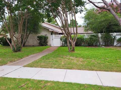 3401 Fontaine Street, Plano, TX 75075