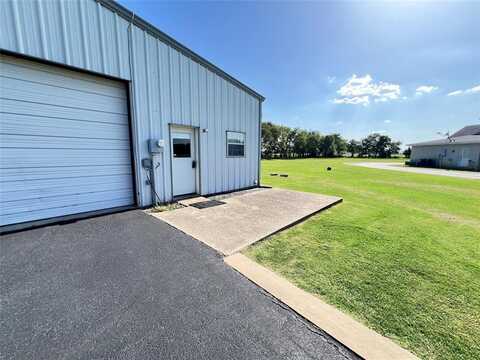 3756 Sauls Road, Aubrey, TX 76227