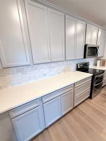 651 N Watters Road, Allen, TX 75013