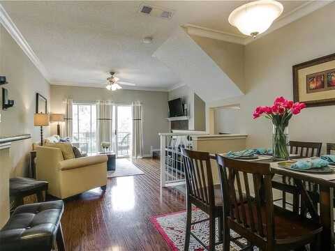 2201 Wolf Street, Dallas, TX 75201