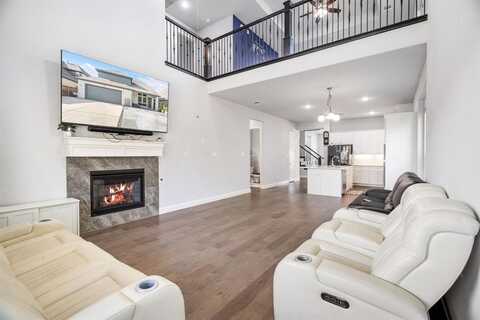 12591 Royal Oaks Lane, Farmers Branch, TX 75234