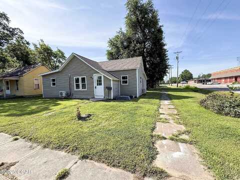 300 E Walnut Street, Columbus, KS 66725