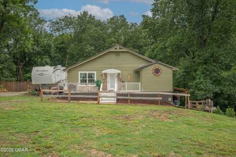 80 Pleasant Ridge Road, Pineville, MO 64856