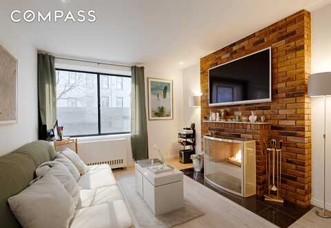 160 East 26th Street, New York, NY 10010