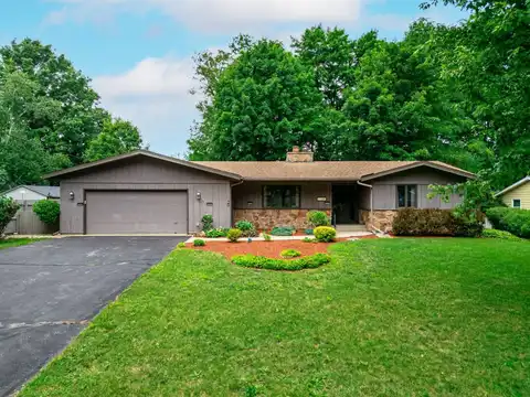 2184 W Collingswood Drive, Beloit, WI 53511