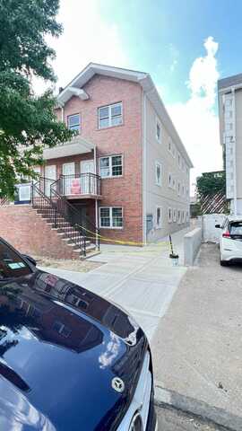 2131 Newbold Ave, Bronx, NY 10462