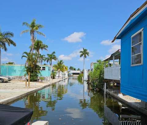 4500 Pine Island Rd, Matlacha, FL 33993