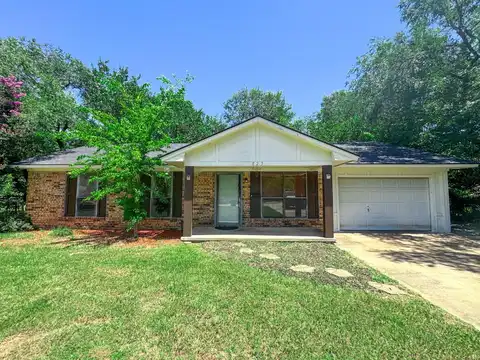 823 E Seminole Ave, McAlester, OK 74501