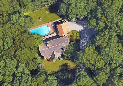 2 Old Hollow Lane, East Hampton, NY 11937