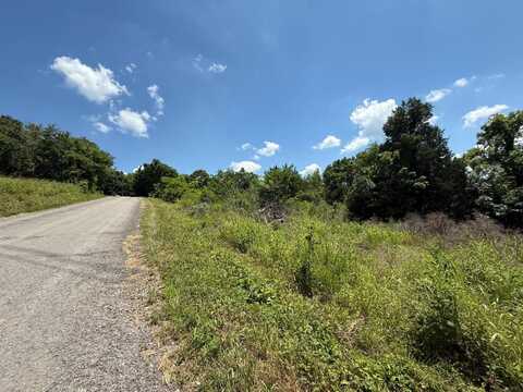 1277 Center Star Rd, Columbia, TN 38401
