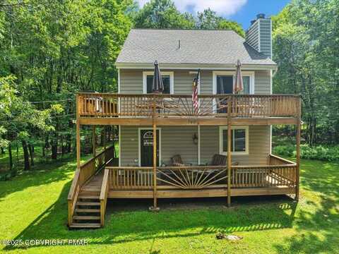 748 Towamensing Trail, Albrightsville, PA 18210