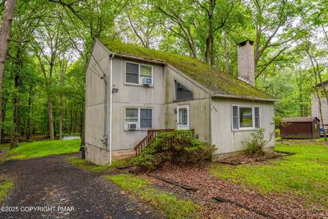 210 Clubhouse Drive, East Stroudsburg, PA 18302