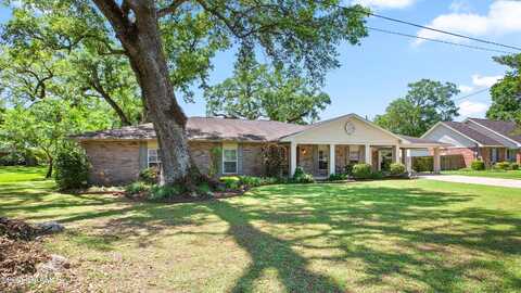200 Sandager Avenue, Jeanerette, LA 70544