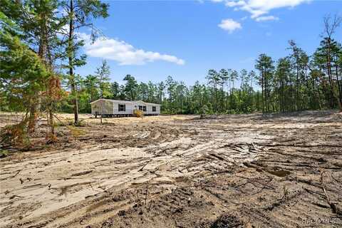 8983 N Husky Avenue, Dunnellon, FL 34433