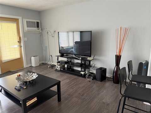 1110 N Riverside Dr, Pompano Beach, FL 33062
