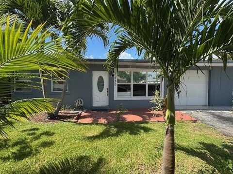 930 NE 23rd Pl, Pompano Beach, FL 33064