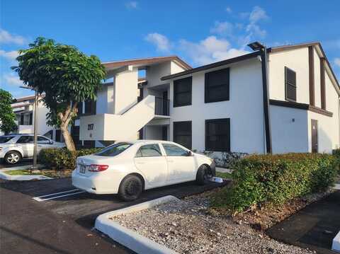 217 Lake Pointe Dr, Oakland Park, FL 33309
