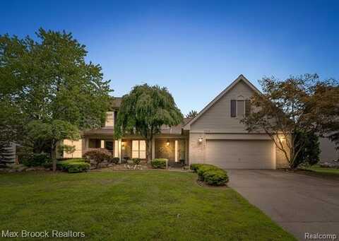 2915 Greenbrooke Lane, West Bloomfield, MI 48324