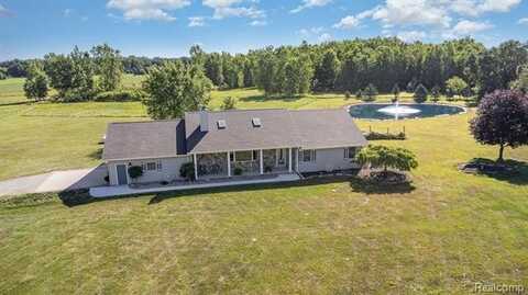 4500 Curve Road, Freeland, MI 48623